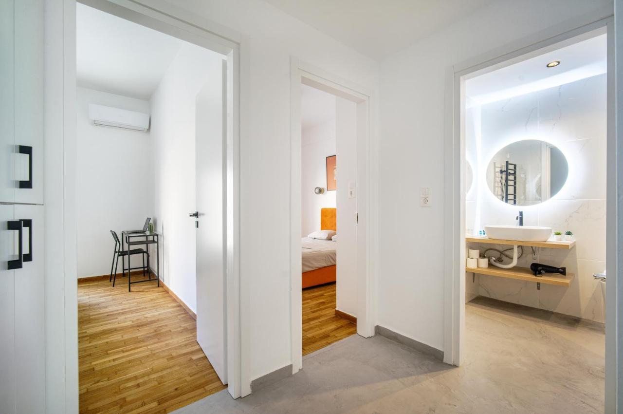 Majestic Flat With Huge Terrace In The City Center Atenas Exterior foto