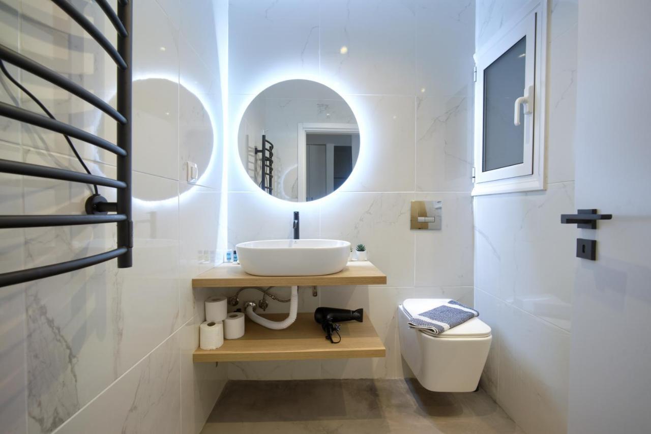 Majestic Flat With Huge Terrace In The City Center Atenas Exterior foto